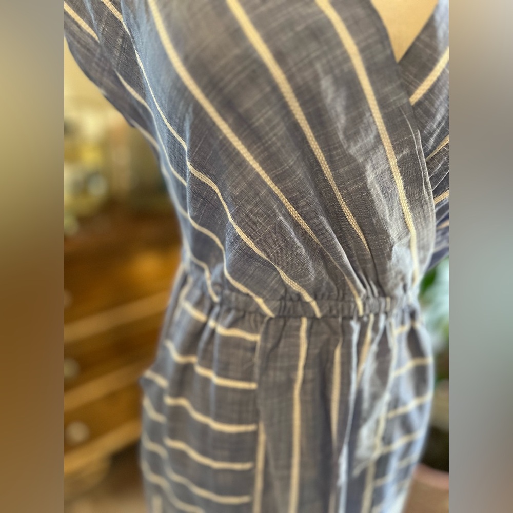 Universal Thread Blue and White Striped Midi Dress - Picture 4 of 6